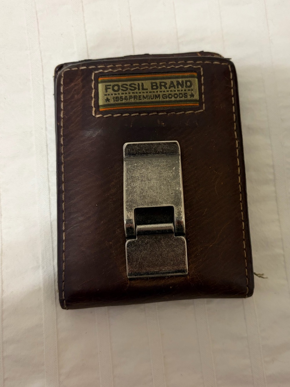 FOSSIL- vintage brown leather money clip wallet